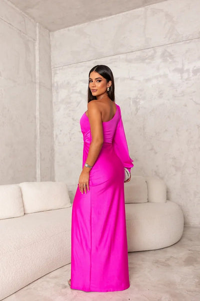 Kyara - Elegantes und raffiniertes Kleid