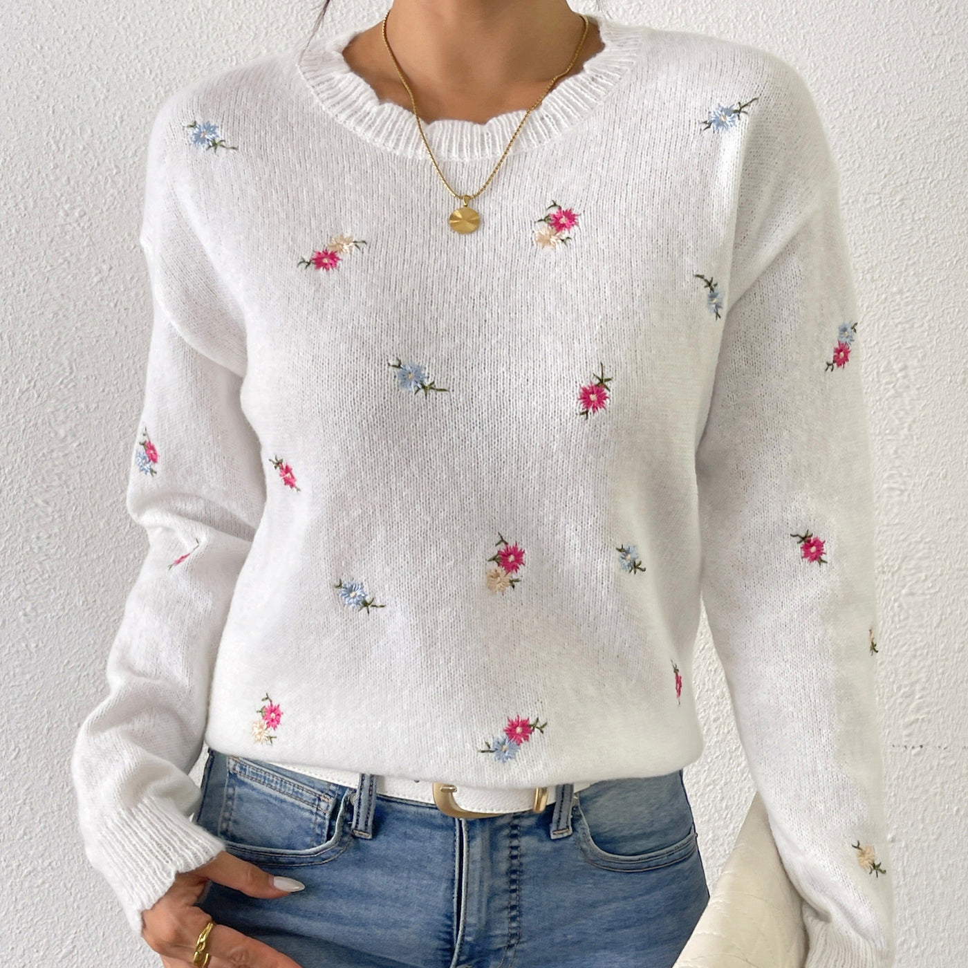 Clara™ | Blumenstickerei