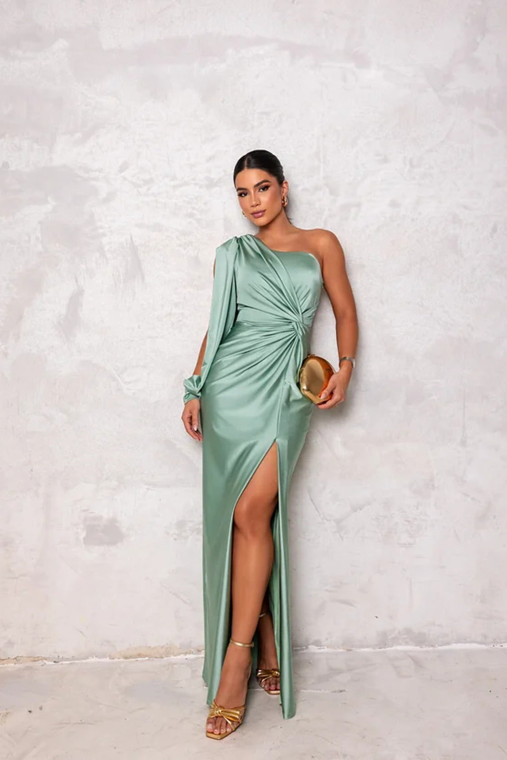 Kyara - Elegantes und raffiniertes Kleid