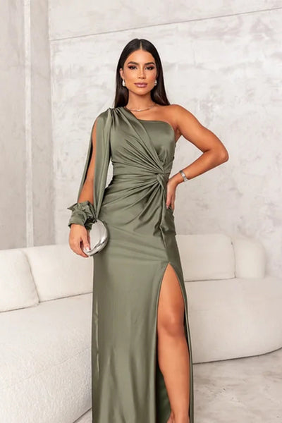 Kyara - Elegantes und raffiniertes Kleid